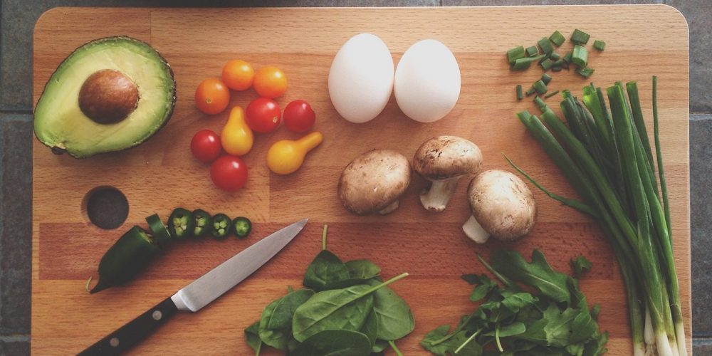 avocado, chopping board, ingredients